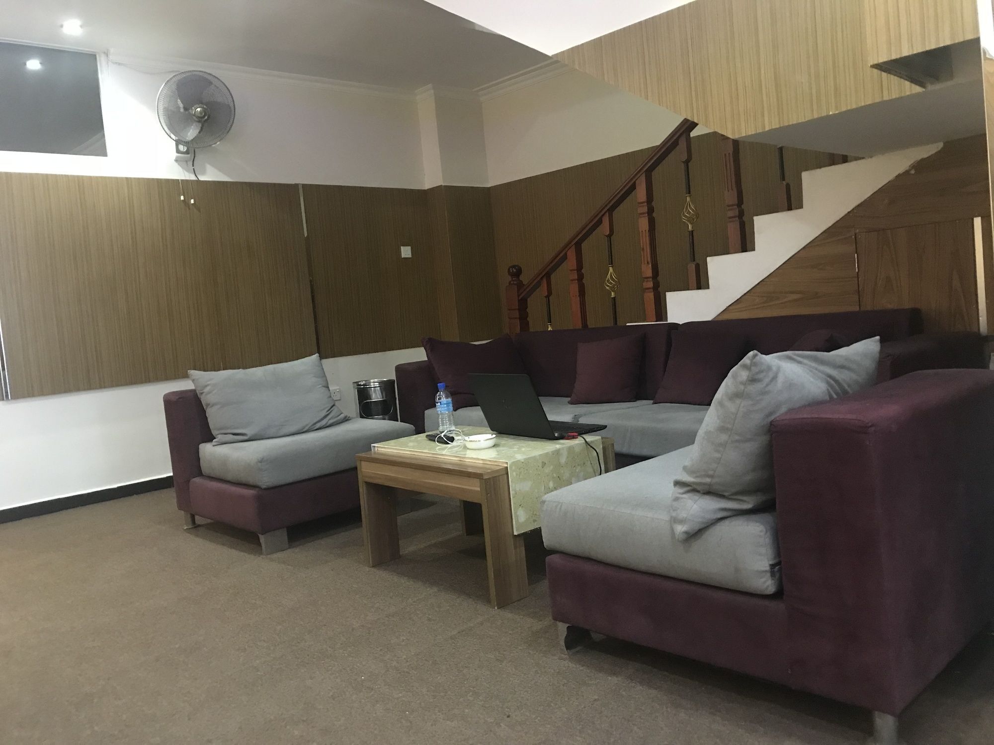 Oyo 112 Al Manaal Residency Hotel โคลอมโบ ภายนอก รูปภาพ